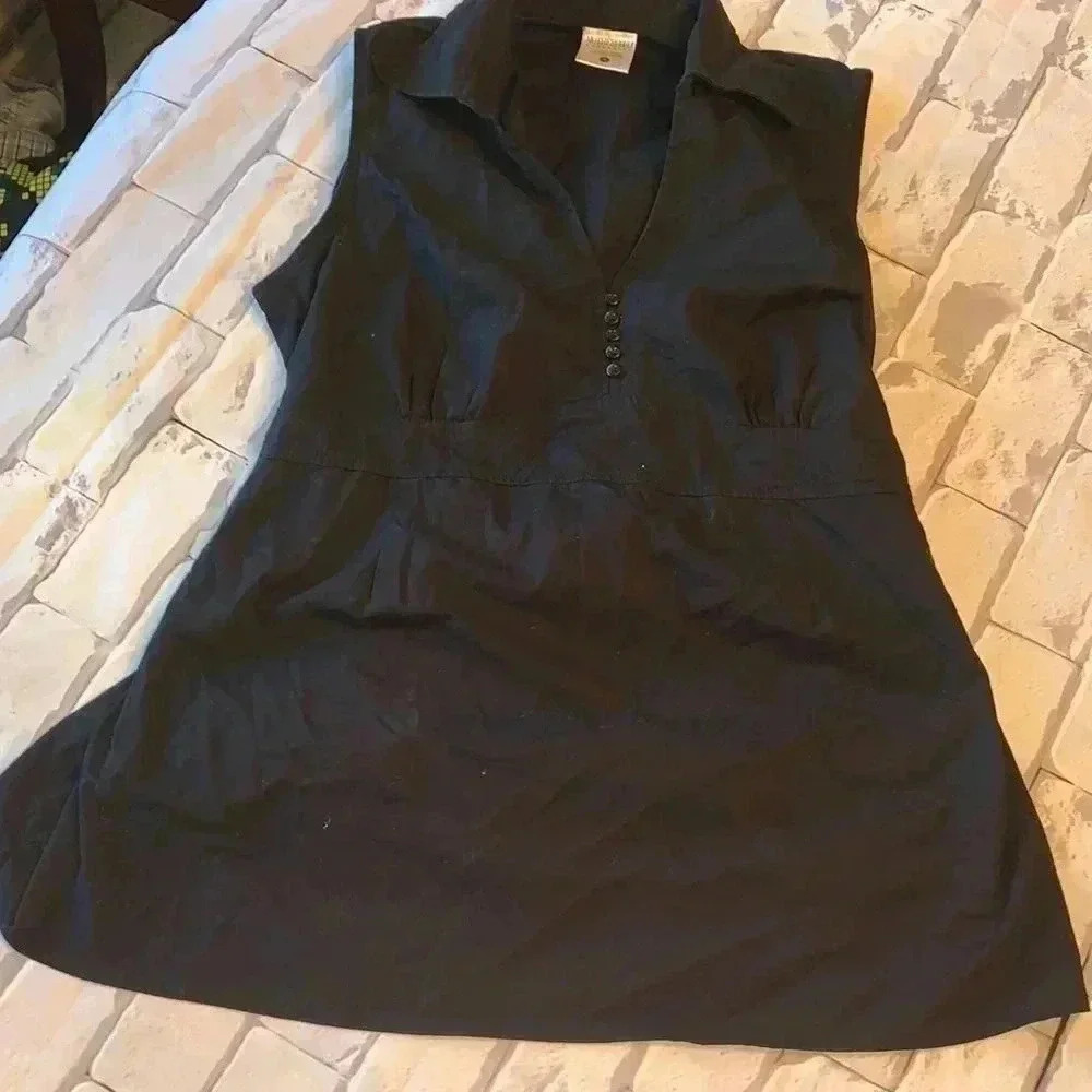 MOTHERHOOD MATERNITY top